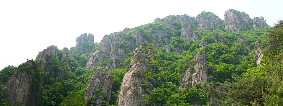 금산과 맞닿은 대둔산 칠성봉 능선 — 충남 금산 검정고시 과외