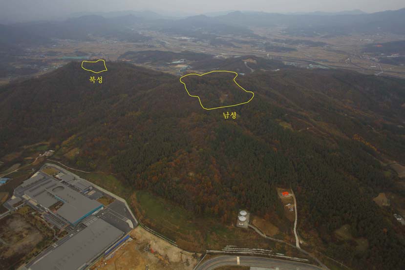하늘에서 내려다본 증평 추성산성과 들녘 — 증평 검정고시 과외